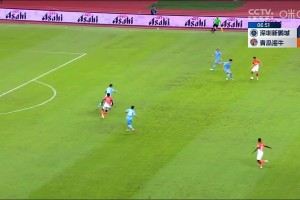 青島海牛2-0領(lǐng)先深圳新鵬城！康瓜點(diǎn)射破門(mén)建功