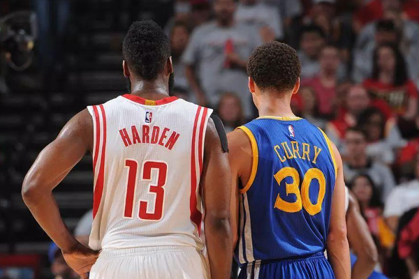 庫里和哈登誰(shuí)的個(gè)人能力更強？