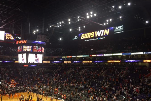 太陽(yáng)隊的主場(chǎng)是哪個(gè)體育場(chǎng)？