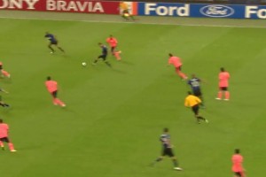 10年的歐冠半決賽，穆里尼奧的國米在圣西羅擊敗巴薩